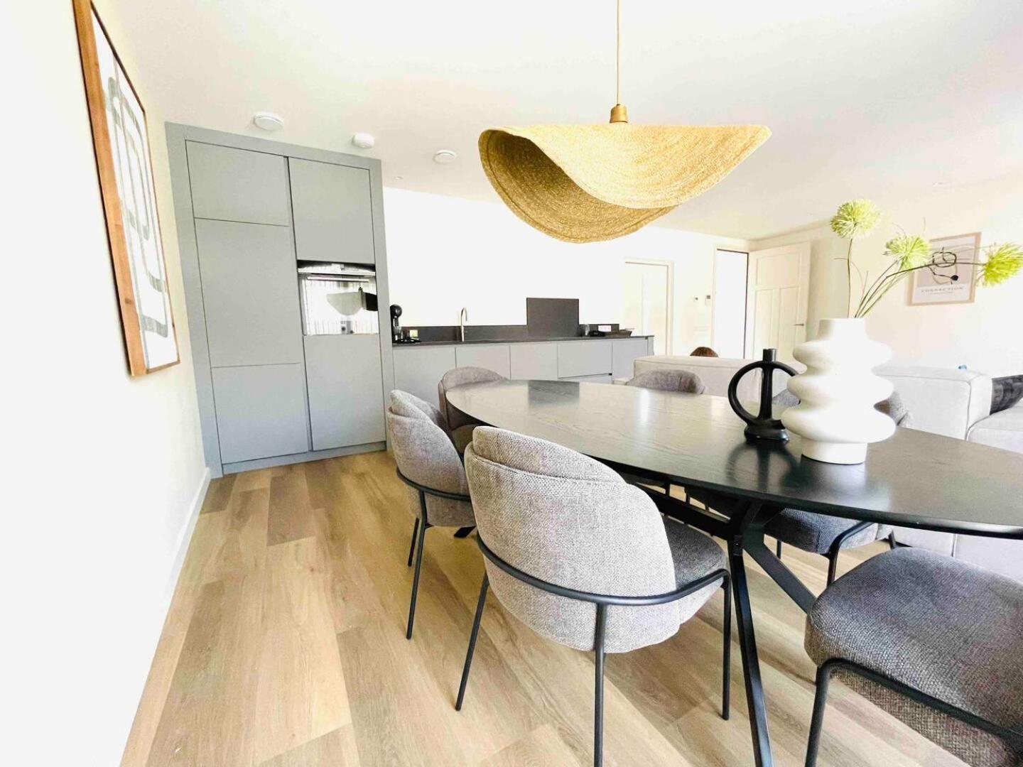 New Apartment In City Centre Large Oirschot Luaran gambar